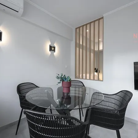 Next Door, Nilie Hospitality Mgmt * سالونيك