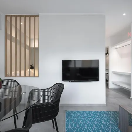 Next Door, Nilie Hospitality Mgmt شقة سالونيك