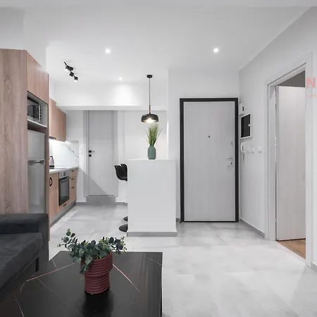 Next Door, Nilie Hospitality Mgmt سالونيك