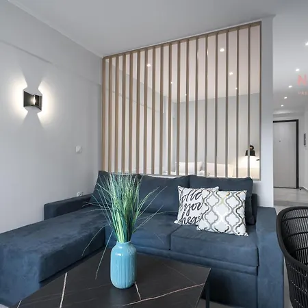 Next Door, Nilie Hospitality Mgmt شقة