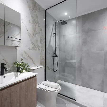 Next Door, Nilie Hospitality Mgmt Θεσσαλονίκη