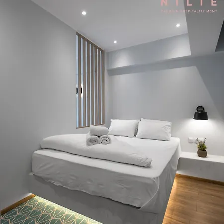 Next Door, Nilie Hospitality Mgmt Lägenhet *