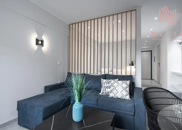 Next Door, Nilie Hospitality Mgmt 아파트